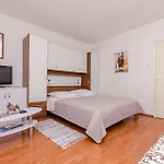 Διαμέρισμα Petar Τρογκίρ